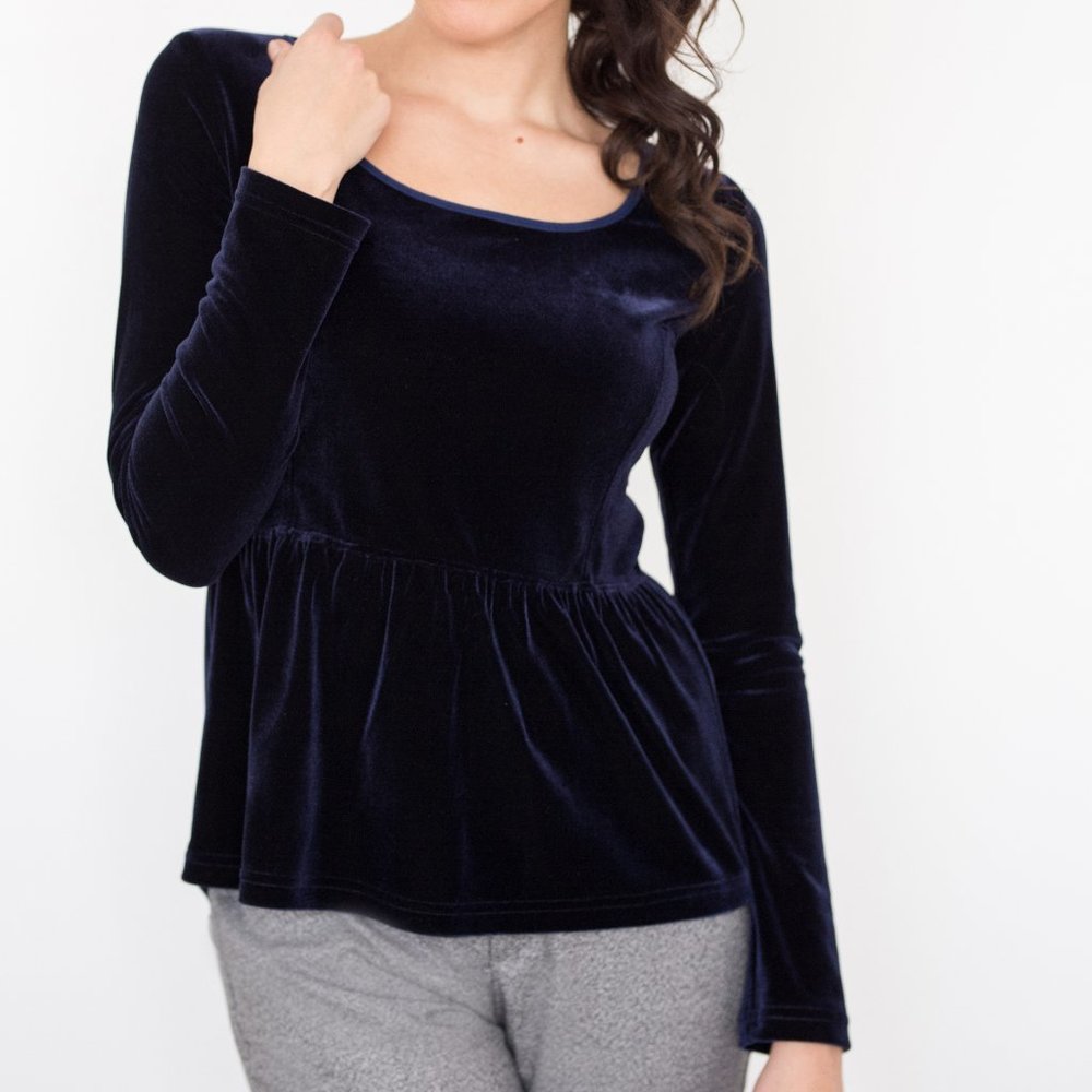 Blue velvet top elastic waist long sleeves